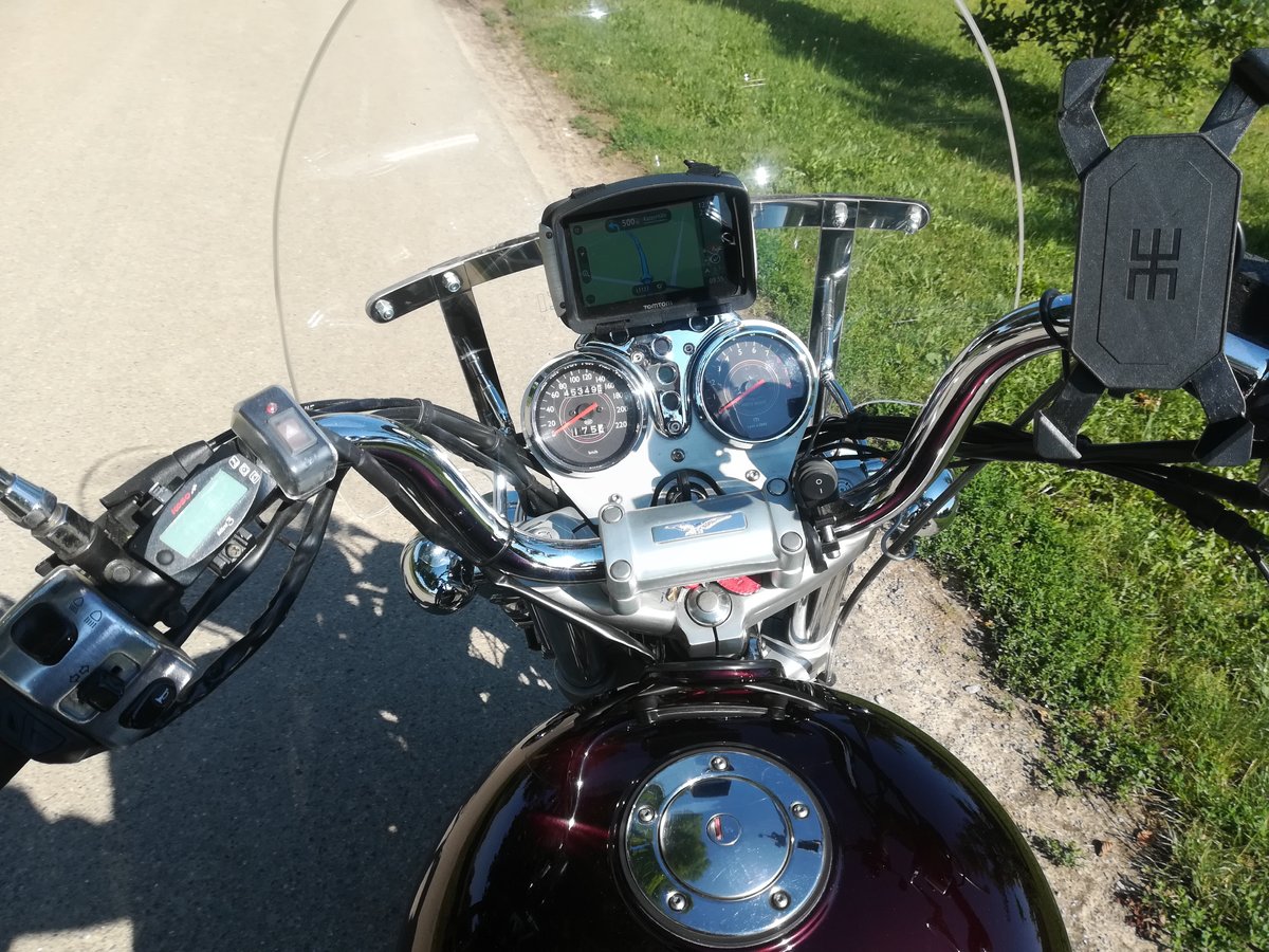 gibt es ein navi für fahrrad und motorrad