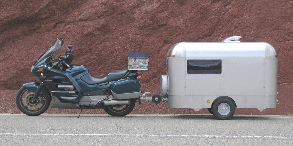 Motorcycle_caravan_trailer.jpg
