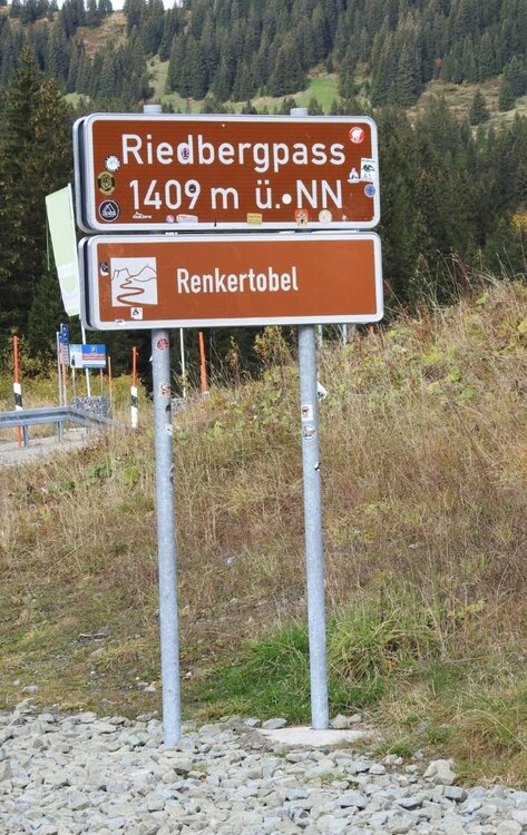 Riedbergpass (01).jpg
