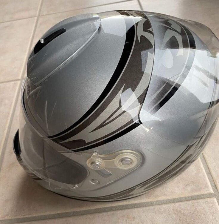 Schuberth Helm_07.jpg